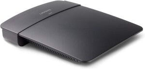 Linksys E900 N300 WiFi Router Side