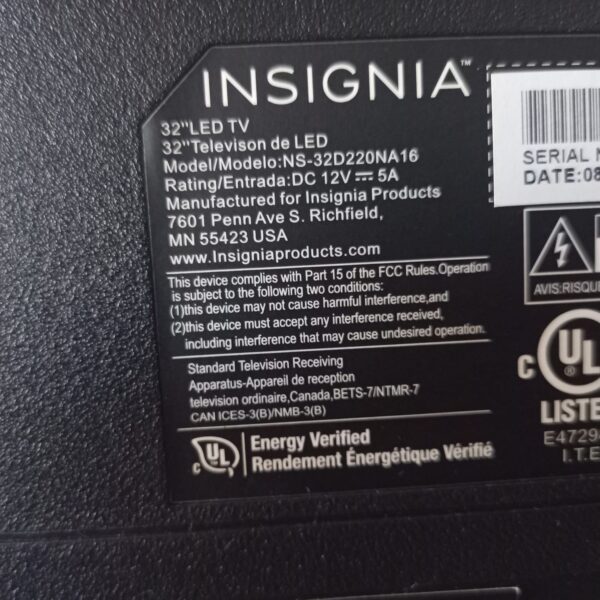 Insignia 32 Inch LED 720p HDTV 3